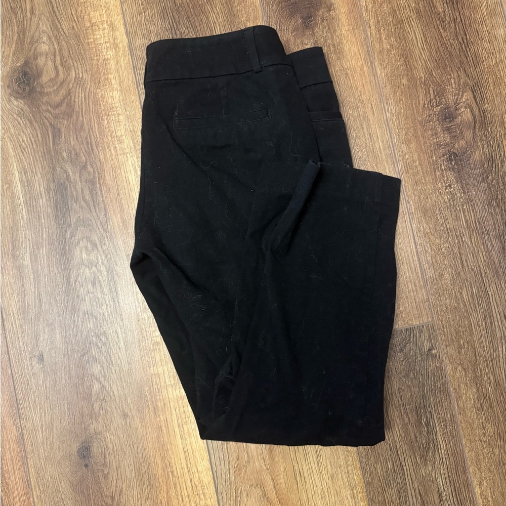 Black capri dress pants